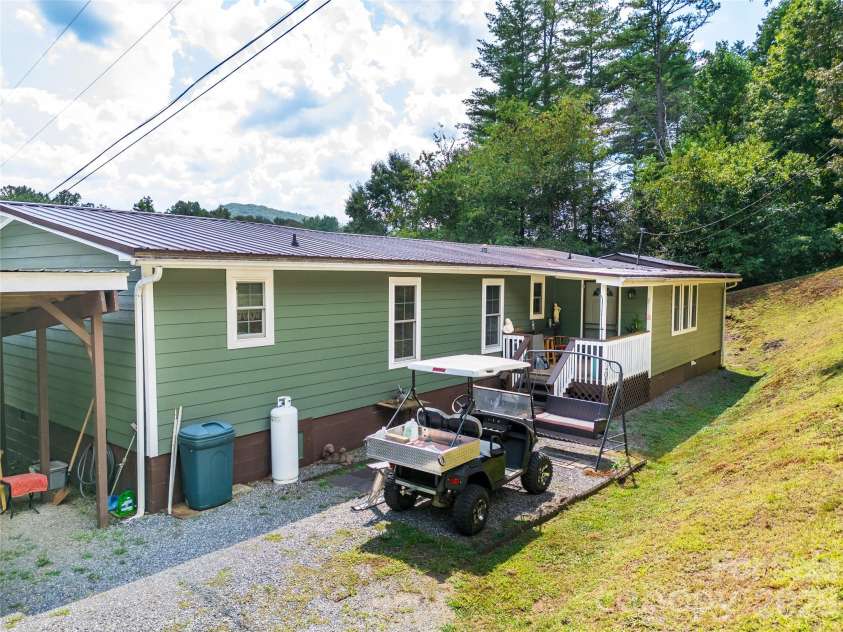 204 Grove Road, Sylva, NC 28779.  MLS# CAR4431015, YatesRealty ID 54547. 