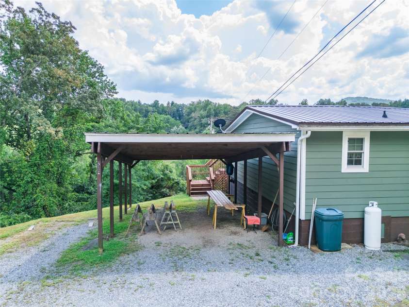 204 Grove Road, Sylva, NC 28779.  MLS# CAR4431015, YatesRealty ID 54547. 