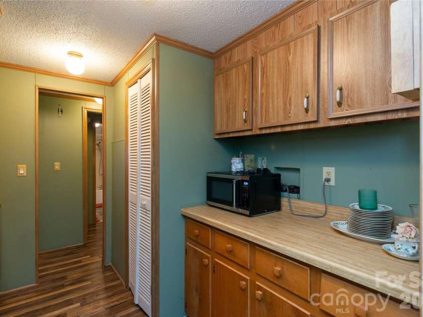204 Grove Road, Sylva, NC 28779.  MLS# CAR4431015, YatesRealty ID 54547. 