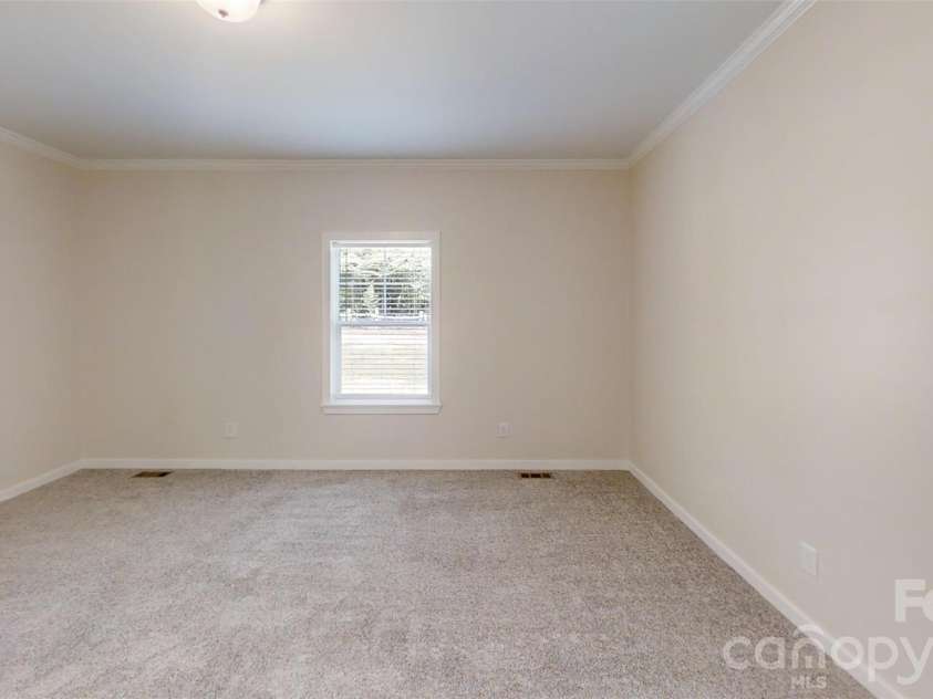 101 Riverhills Lane, Morganton, NC 28655.  MLS# CAR4401329, YatesRealty ID 54549. Bedroom