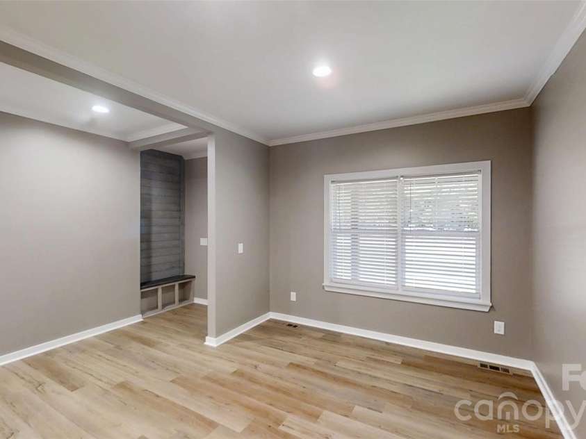 101 Riverhills Lane, Morganton, NC 28655.  MLS# CAR4401329, YatesRealty ID 54549. Dining room look to front door/foyer