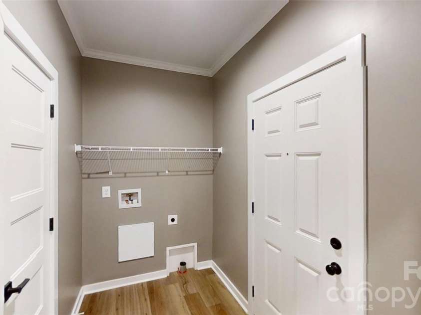101 Riverhills Lane, Morganton, NC 28655.  MLS# CAR4401329, YatesRealty ID 54549. Laundry/Mudroom