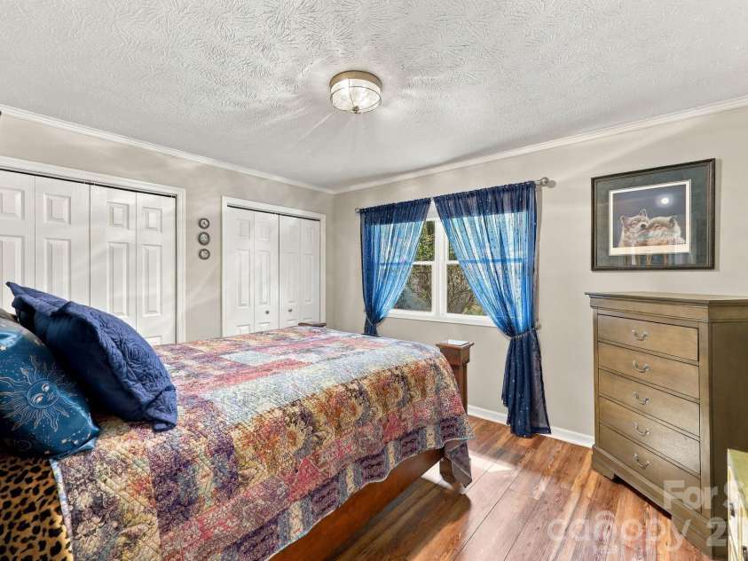 14 Cambridge Drive, Candler, NC 28715.  MLS# CAR4431024, YatesRealty ID 54554. 