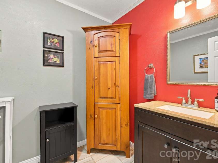 14 Cambridge Drive, Candler, NC 28715.  MLS# CAR4431024, YatesRealty ID 54554. 