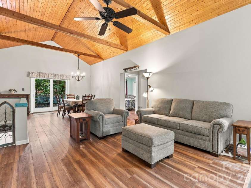 14 Cambridge Drive, Candler, NC 28715.  MLS# CAR4431024, YatesRealty ID 54554. Spacious Open Living Dining Area