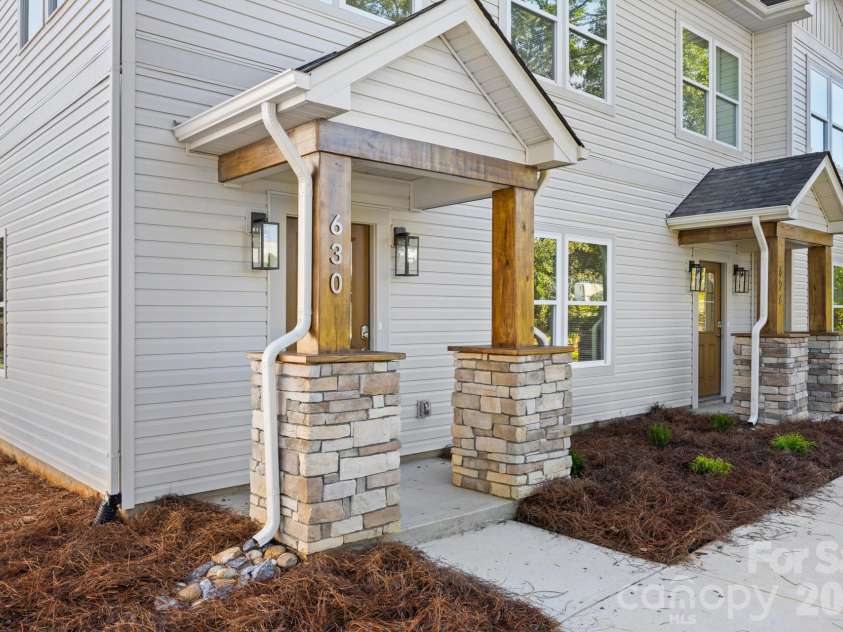 630 Modena Street, Gastonia, NC 28054.  MLS# CAR4430939, YatesRealty ID 54555. 