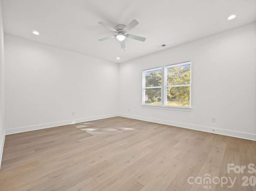 630 Modena Street, Gastonia, NC 28054.  MLS# CAR4430939, YatesRealty ID 54555. 