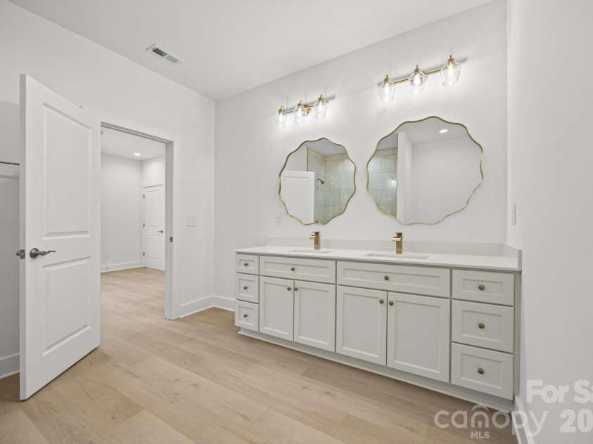 630 Modena Street, Gastonia, NC 28054.  MLS# CAR4430939, YatesRealty ID 54555. 