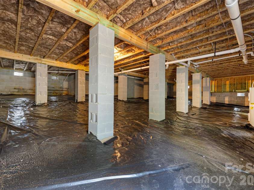 1716 Lake lee Drive, Monroe, NC 28112.  MLS# CAR4429681, YatesRealty ID 54556. 