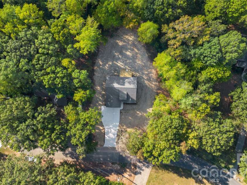 1716 Lake lee Drive, Monroe, NC 28112.  MLS# CAR4429681, YatesRealty ID 54556. 