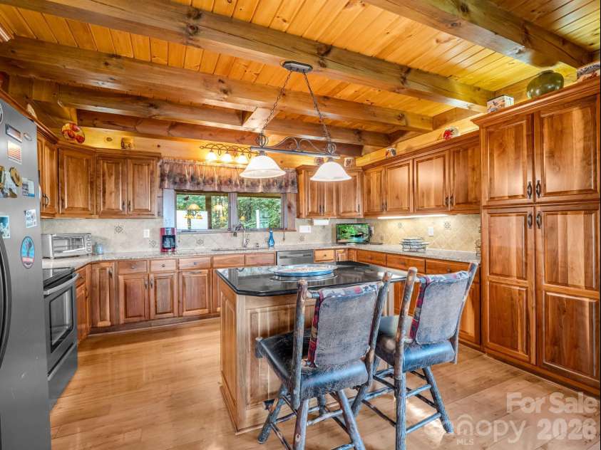 5409 Mineral Springs Mountain Avenue, Valdese, NC 28690.  MLS# CAR4426784, YatesRealty ID 54559. 