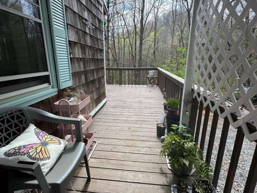 77 Pine Road, Rosman, NC 28772.  MLS# CAR4246181, YatesRealty ID 5456. 