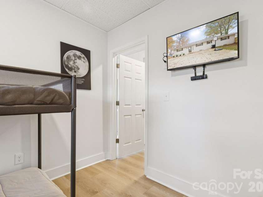 145 Murray Drive, Salisbury, NC 28146.  MLS# CAR4321343, YatesRealty ID 54560. Basement Bedroom