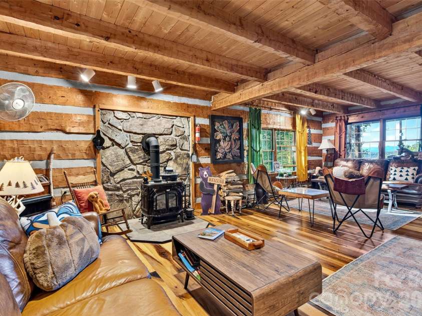 602 Quail Cove Road, Clyde, NC 28721.  MLS# CAR4423385, YatesRealty ID 54561. 