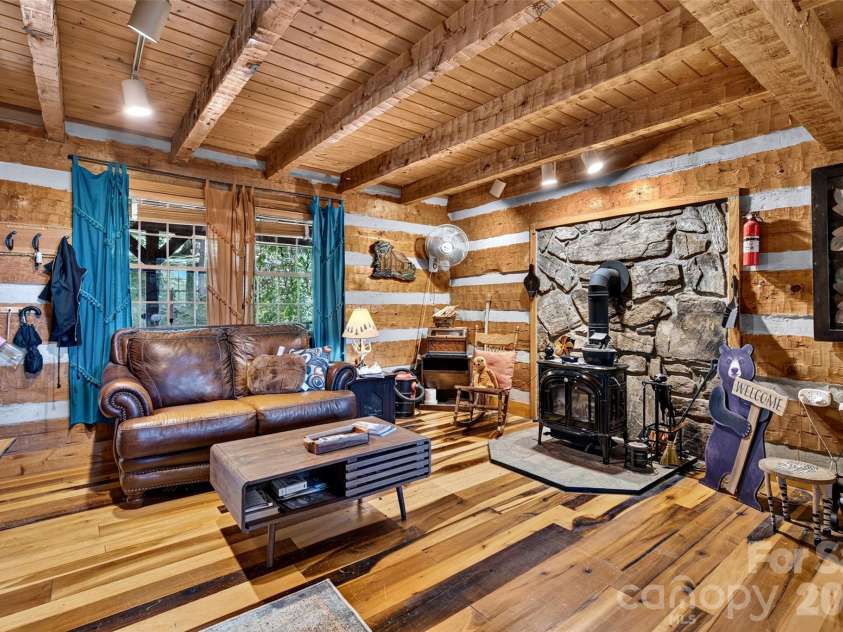 602 Quail Cove Road, Clyde, NC 28721.  MLS# CAR4423385, YatesRealty ID 54561. 