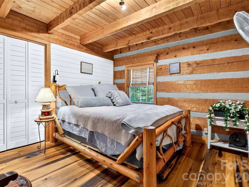 602 Quail Cove Road, Clyde, NC 28721.  MLS# CAR4423385, YatesRealty ID 54561. 