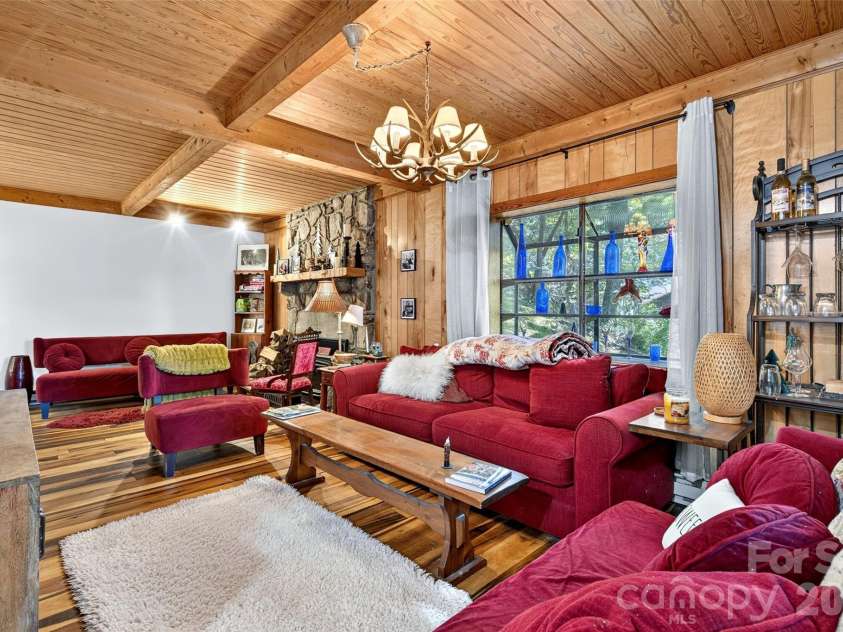 602 Quail Cove Road, Clyde, NC 28721.  MLS# CAR4423385, YatesRealty ID 54561. 