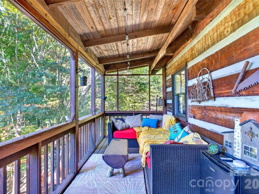 602 Quail Cove Road, Clyde, NC 28721.  MLS# CAR4423385, YatesRealty ID 54561. 