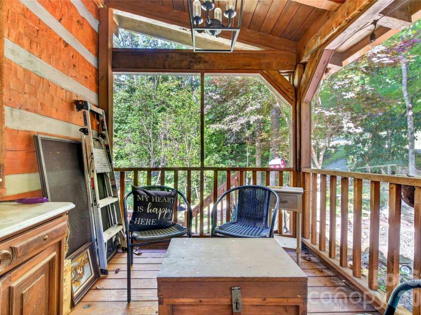 602 Quail Cove Road, Clyde, NC 28721.  MLS# CAR4423385, YatesRealty ID 54561. 