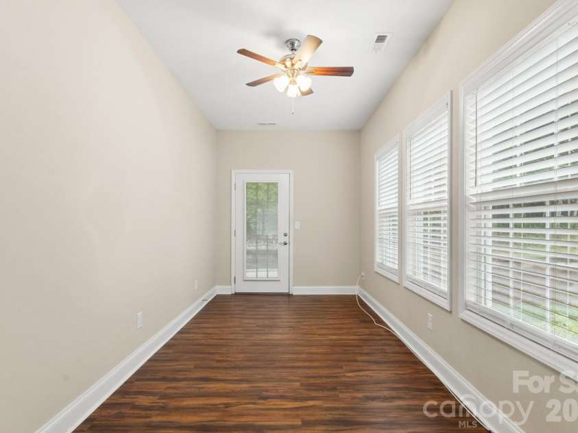 207 Crystal Springs Lane, Shelby, NC 28150.  MLS# CAR4426735, YatesRealty ID 54562. Flex Room