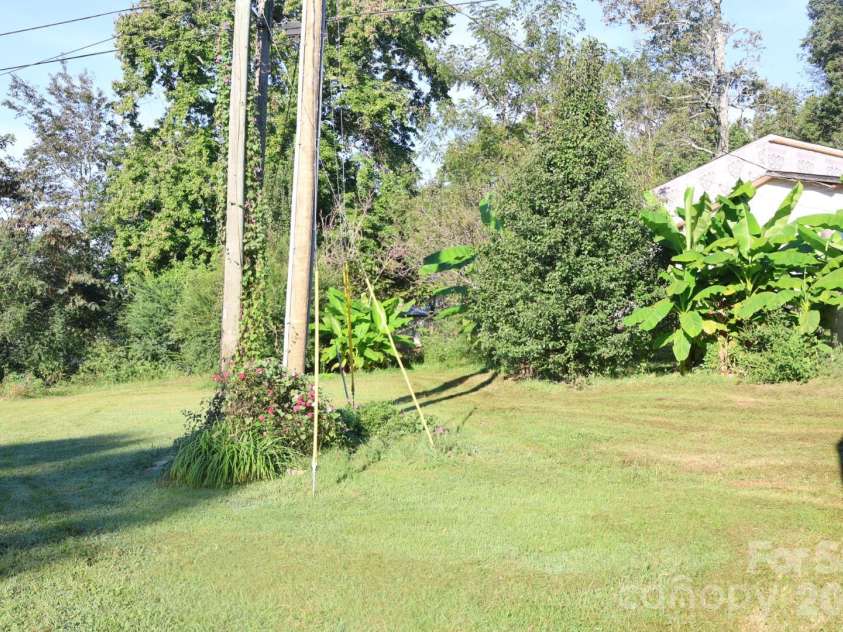155 Owl Hollow Road, Marion, NC 28752.  MLS# CAR4430204, YatesRealty ID 54564. 