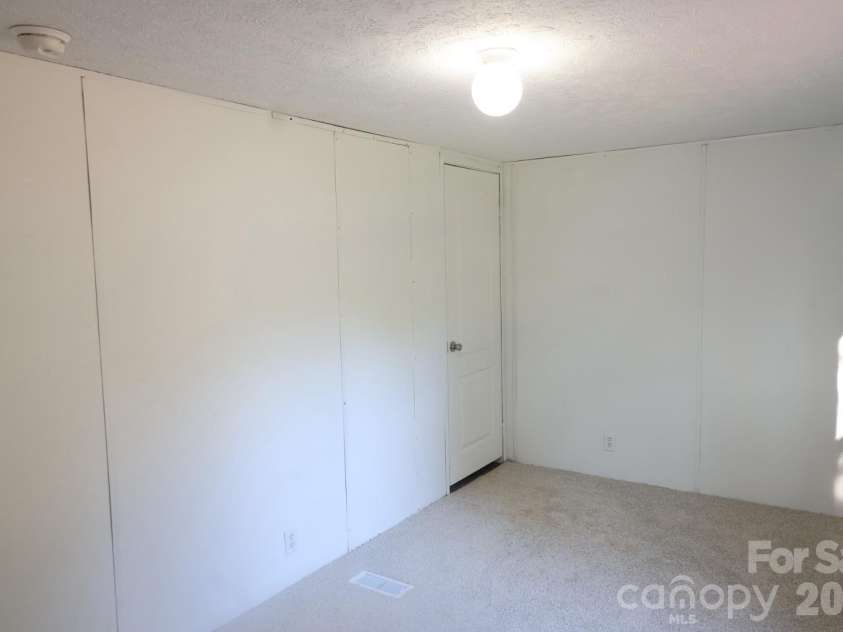 155 Owl Hollow Road, Marion, NC 28752.  MLS# CAR4430204, YatesRealty ID 54564. 