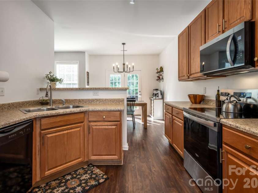 34 Manderley Way, Arden, NC 28704.  MLS# CAR4429931, YatesRealty ID 54565. 