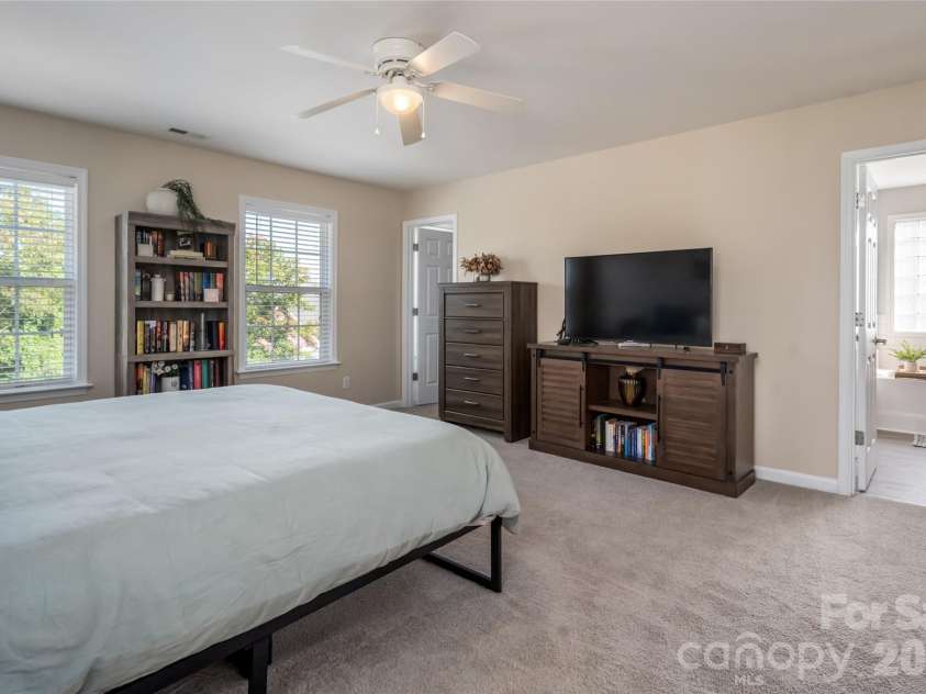 34 Manderley Way, Arden, NC 28704.  MLS# CAR4429931, YatesRealty ID 54565. 