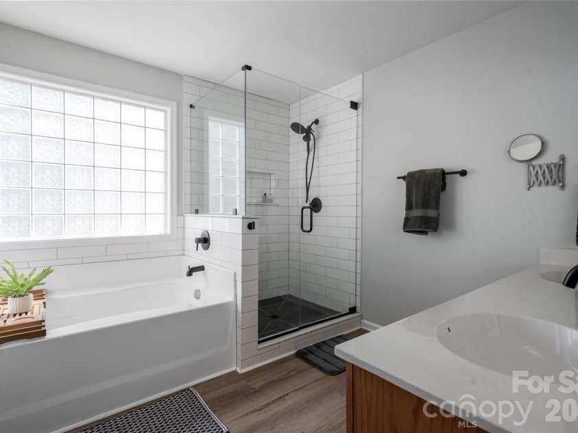 34 Manderley Way, Arden, NC 28704.  MLS# CAR4429931, YatesRealty ID 54565. 