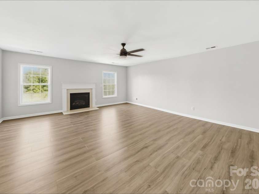 13605 Porter Creek Road, Charlotte, NC 28262.  MLS# CAR4431043, YatesRealty ID 54566. 