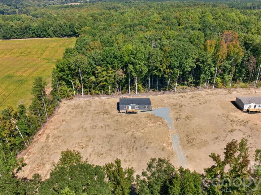 202 Christophers Court, Lexington, NC 27295.  MLS# CAR4430933, YatesRealty ID 54567. 