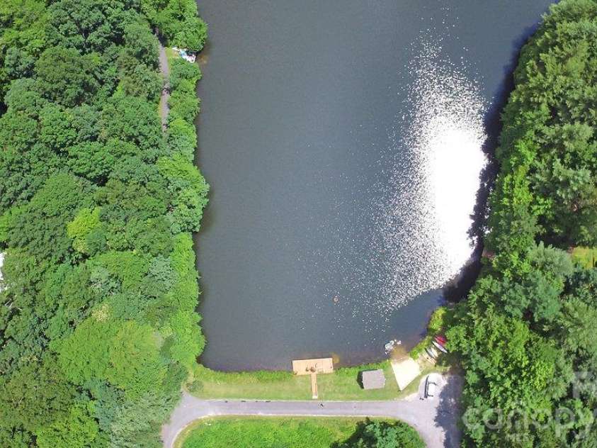64 Surrey Lane, Brevard, NC 28712.  MLS# CAR4429988, YatesRealty ID 54568. 