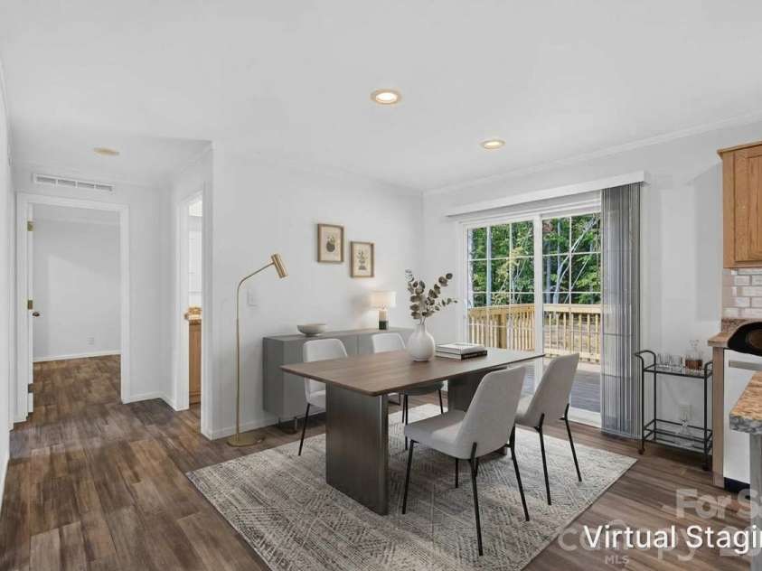 166 Christophers Court, Lexington, NC 27295.  MLS# CAR4430875, YatesRealty ID 54572. Virtually Staged