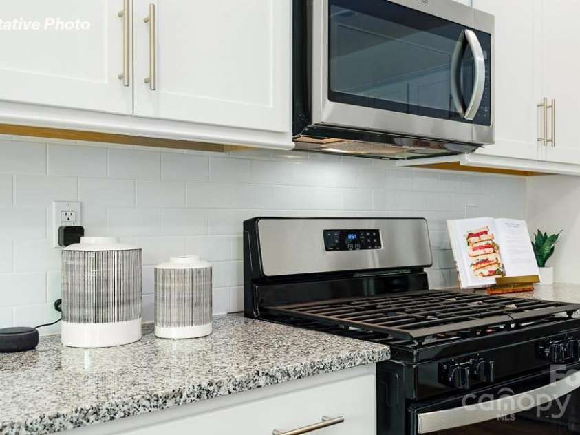 3433 Austin Duncan Drive, Gastonia, NC 28056.  MLS# CAR4334289, YatesRealty ID 54574. 