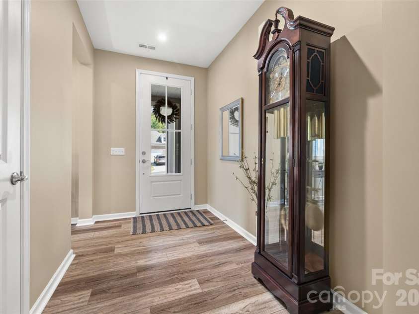 173 Amerson Drive, Rock Hill, SC 29730.  MLS# CAR4430030, YatesRealty ID 54575. 