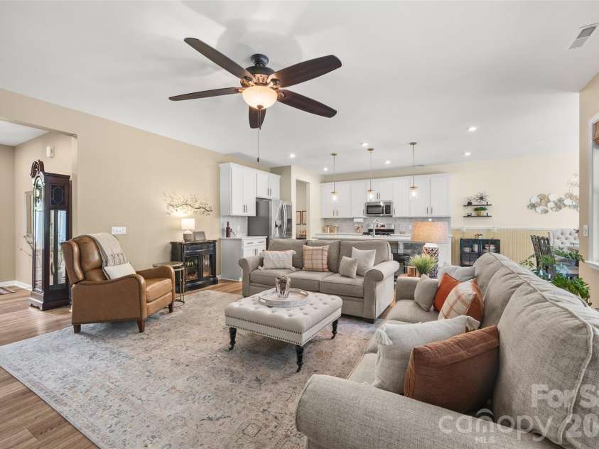 173 Amerson Drive, Rock Hill, SC 29730.  MLS# CAR4430030, YatesRealty ID 54575. 