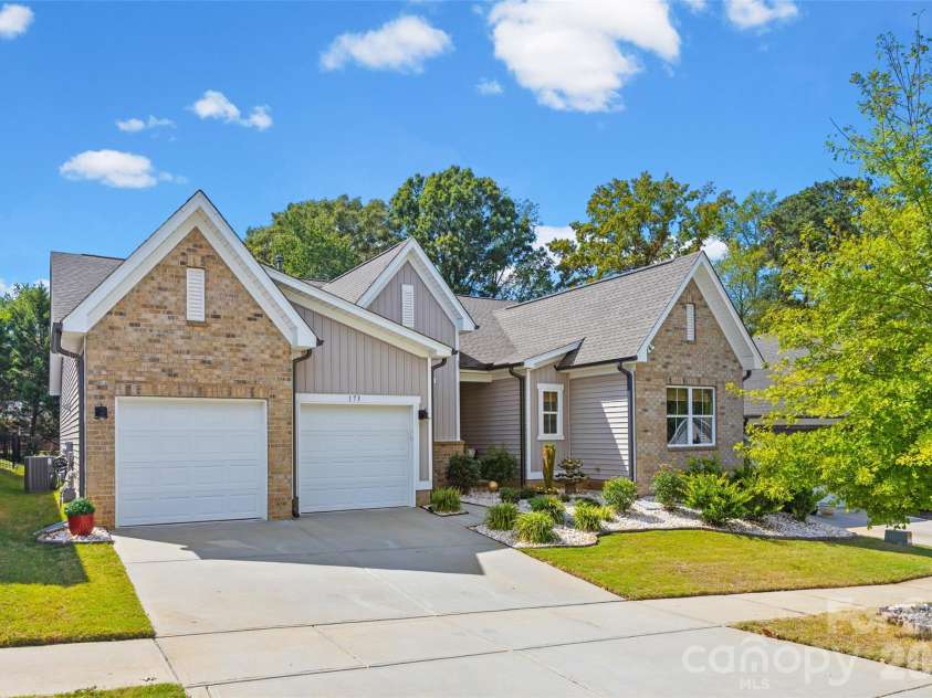 173 Amerson Drive, Rock Hill, SC 29730.  MLS# CAR4430030, YatesRealty ID 54575. 
