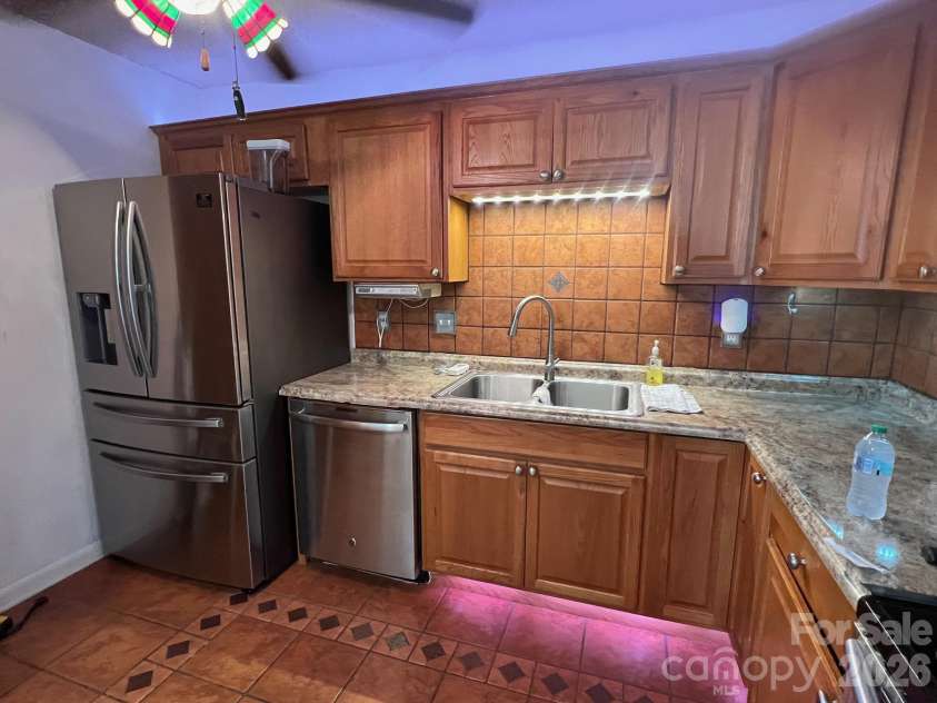 4146 Startown Road, Newton, NC 28658.  MLS# CAR4429519, YatesRealty ID 54576. Kitchen