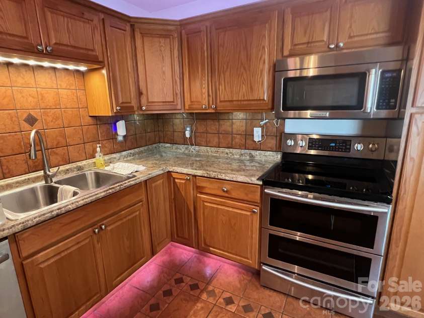 4146 Startown Road, Newton, NC 28658.  MLS# CAR4429519, YatesRealty ID 54576. Kitchen
