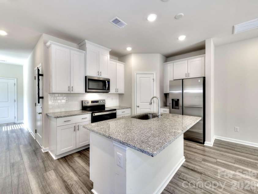 840 Gerard Bay Drive, Fort Mill, SC 29715.  MLS# CAR4431060, YatesRealty ID 54577. 
