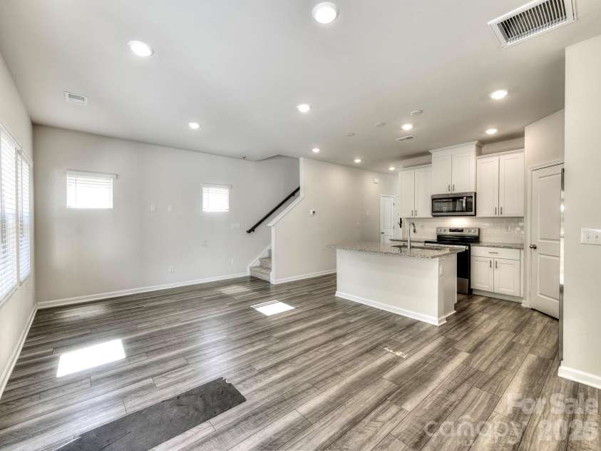 840 Gerard Bay Drive, Fort Mill, SC 29715.  MLS# CAR4431060, YatesRealty ID 54577. 