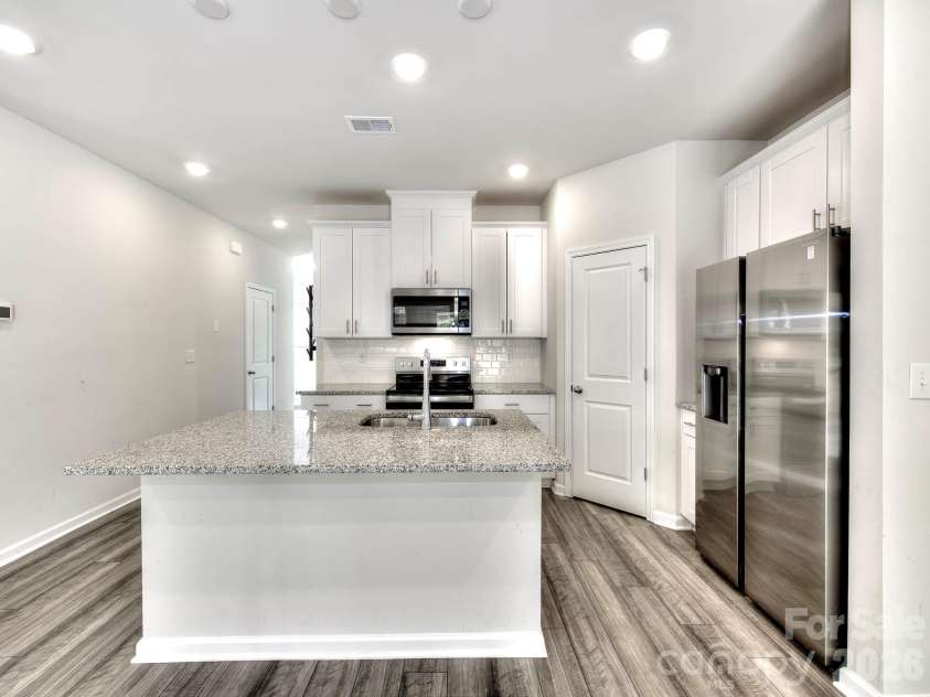 840 Gerard Bay Drive, Fort Mill, SC 29715.  MLS# CAR4431060, YatesRealty ID 54577. 