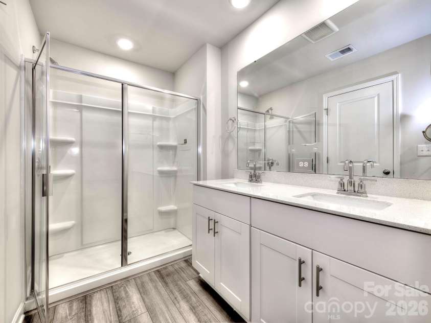 840 Gerard Bay Drive, Fort Mill, SC 29715.  MLS# CAR4431060, YatesRealty ID 54577. 