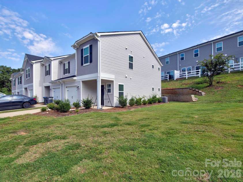 840 Gerard Bay Drive, Fort Mill, SC 29715.  MLS# CAR4431060, YatesRealty ID 54577. 