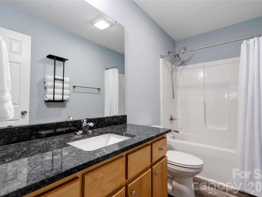 1414 Southridge Street, Shelby, NC 28152.  MLS# CAR4430658, YatesRealty ID 54578. Bathroom 2