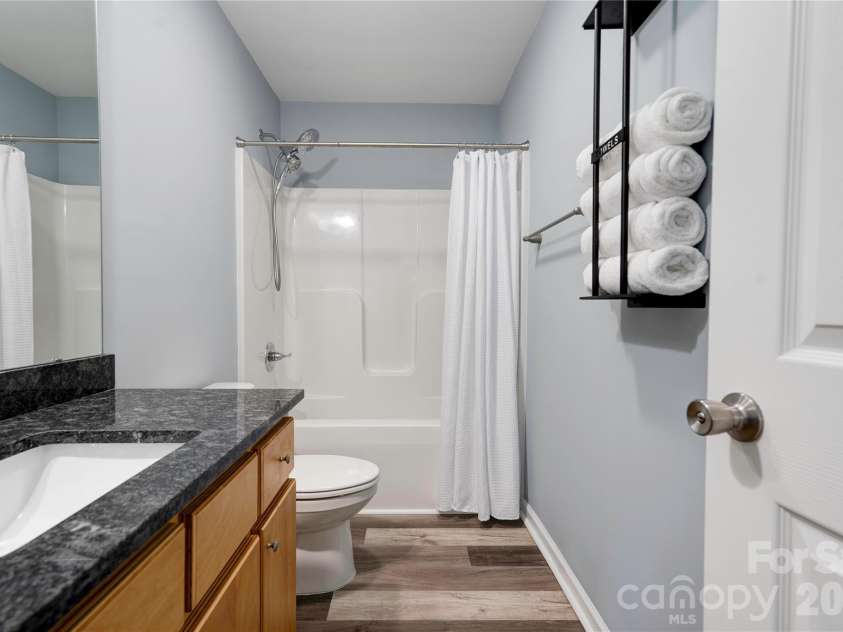 1414 Southridge Street, Shelby, NC 28152.  MLS# CAR4430658, YatesRealty ID 54578. Bathroom 2