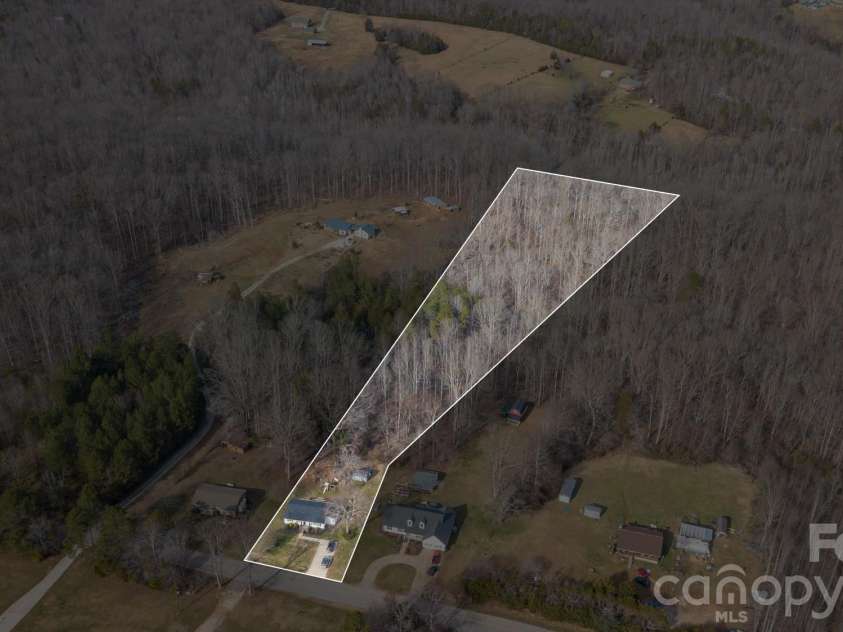 2992 Greenleaf Road, Clover, SC 29710.  MLS# CAR4358805, YatesRealty ID 5458. 5 Acres!