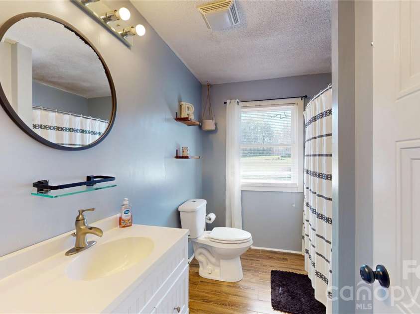 2992 Greenleaf Road, Clover, SC 29710.  MLS# CAR4358805, YatesRealty ID 5458. 