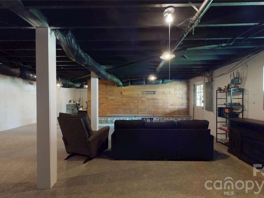 2992 Greenleaf Road, Clover, SC 29710.  MLS# CAR4358805, YatesRealty ID 5458. Basement