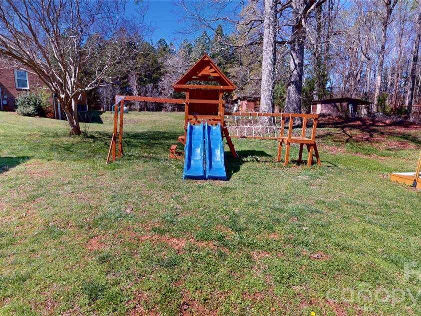 2992 Greenleaf Road, Clover, SC 29710.  MLS# CAR4358805, YatesRealty ID 5458. Play set to convey!